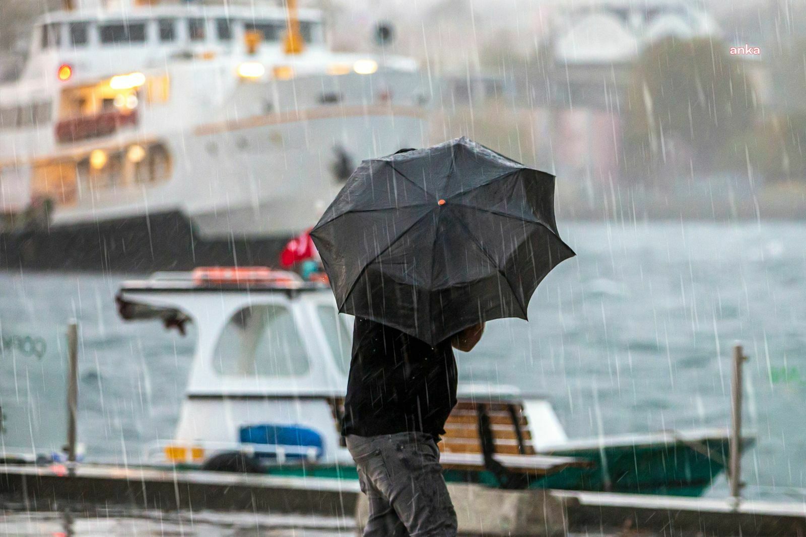 İstanbul’a soğuk ve yağmur geliyor